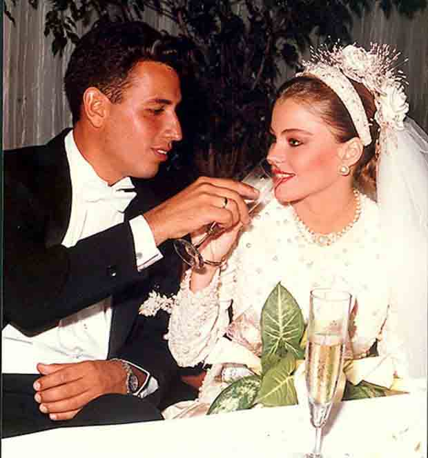 Joe Gonzalez and Sofia Vergara wedding picture.